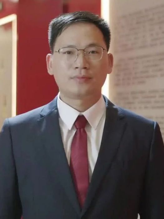 羅振(第十四屆全國人大代表,中金嶺南有色金屬股份有限公司丹霞冶煉廠副廠長) 羅振(第十四屆全國人大代表,中金嶺南有色金屬股份有限公司丹霞冶煉廠副廠長)