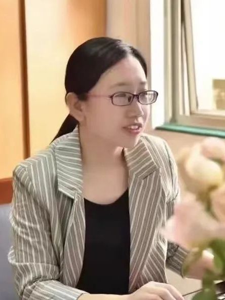 趙麗萍(安徽省馬鞍山市中級人民法院刑事審判第一庭庭長) 趙麗萍(安徽省馬鞍山市中級人民法院刑事審判第一庭庭長)