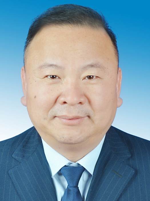 田鋒(山東省棗莊市薛城經濟開發區管委會黨工委委員、副主任) 田鋒(山東省棗莊市薛城經濟開發區管委會黨工委委員、副主任)