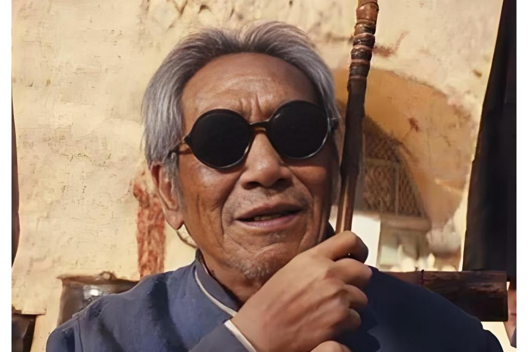 陳玉樓(網劇《龍嶺迷窟》中的角色,由王奎榮飾演) 陳玉樓(網劇《龍嶺迷窟》中的角色,由王奎榮飾演)
