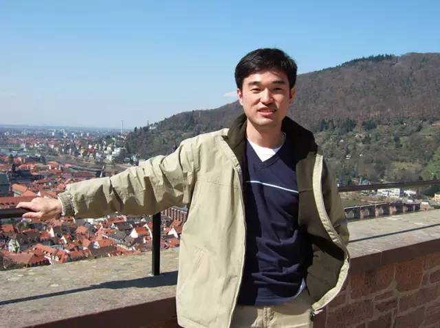 袁自冰 袁自冰