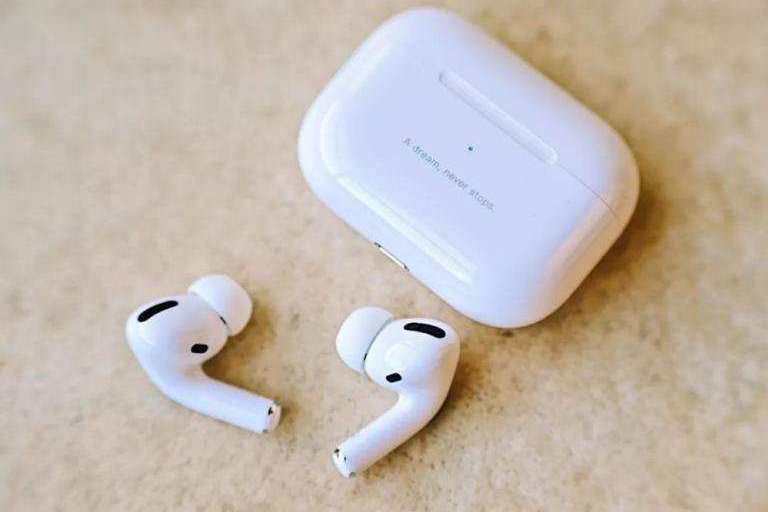 AirPods Pro(蘋果公司於2019年10月28日發布的無線耳機) AirPods Pro(蘋果公司於2019年10月28日發布的無線耳機)