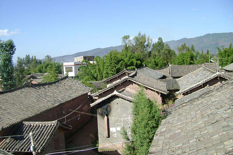 倪家屯村 倪家屯村