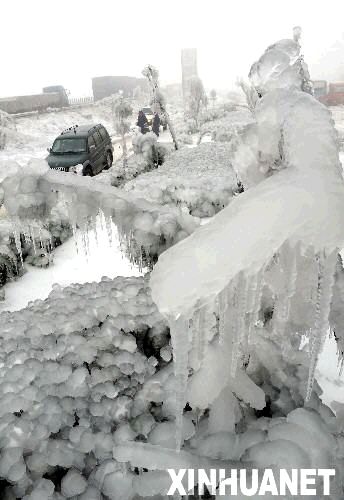 2008年南方特大雪災中的京珠高速公路韶關雲岩路段