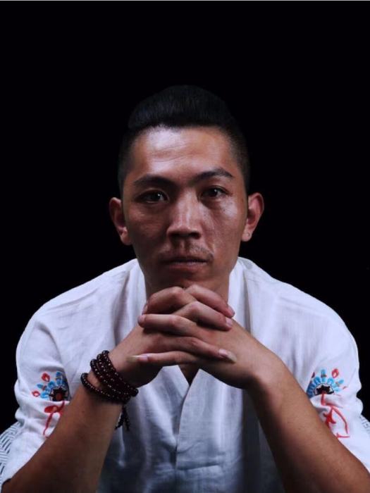 王洪波(執行導演) 王洪波(執行導演)