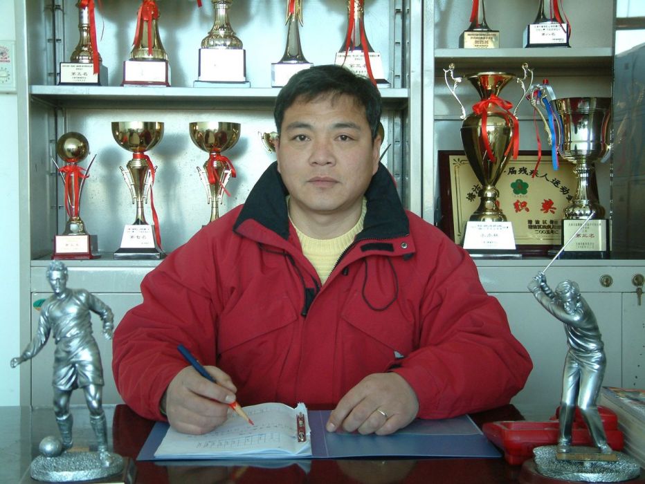 許榮振 許榮振