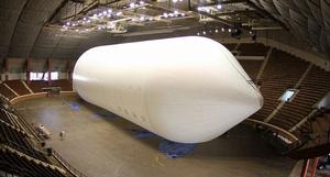 世界最大飛艇首次升空