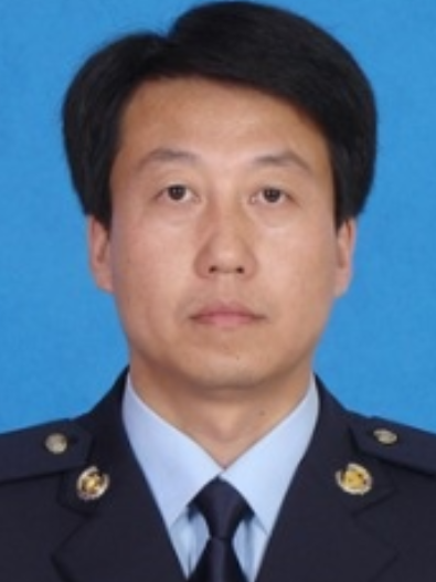杜建軍(國家稅務總局包頭稀土高新技術產業開發區稅務局黨委委員、副局長、一級主辦) 杜建軍(國家稅務總局包頭稀土高新技術產業開發區稅務局黨委委員、副局長、一級主辦)