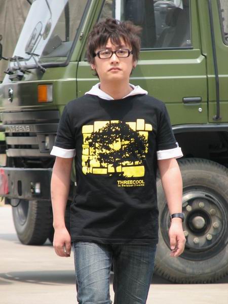 朱岩(2007快樂男聲全國第15名)