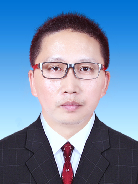 彭健(吉安縣梅塘鎮黨委副書記、鎮長) 彭健(吉安縣梅塘鎮黨委副書記、鎮長)