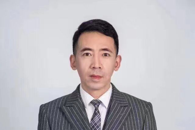 張小兵(中國內地製片人、導演) 張小兵(中國內地製片人、導演)