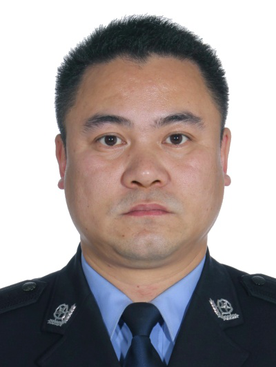 徐曉春(浙江省麗水市松陽縣公安局黨委委員、政治處主任) 徐曉春(浙江省麗水市松陽縣公安局黨委委員、政治處主任)