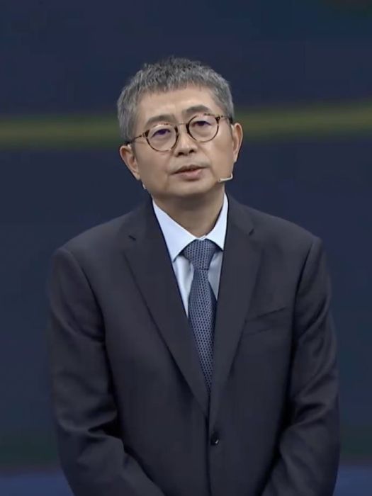 鄧景輝(航空工業直升機設計研究所總設計師、副所長) 鄧景輝(航空工業直升機設計研究所總設計師、副所長)