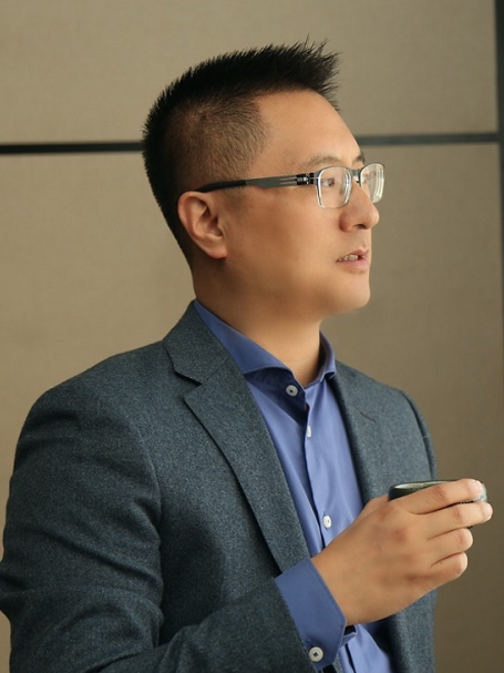 蔡思權(萊邇酒店集團創始人) 蔡思權(萊邇酒店集團創始人)