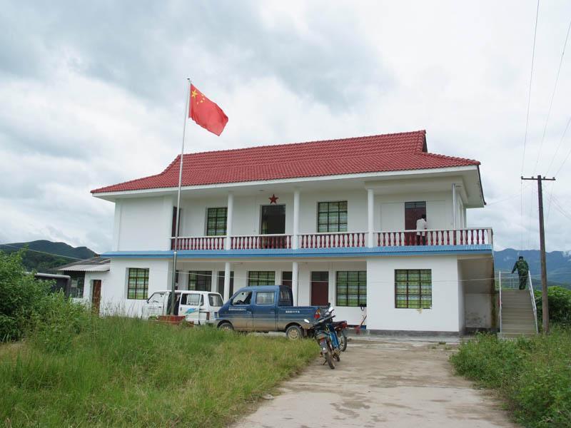 曼兵村 曼兵村