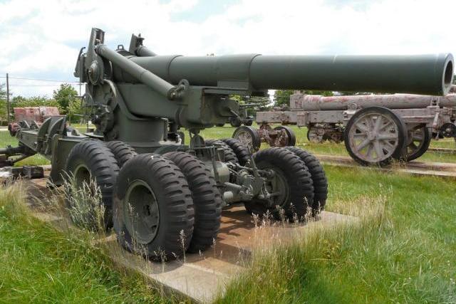 M115式榴彈炮 M115式榴彈炮
