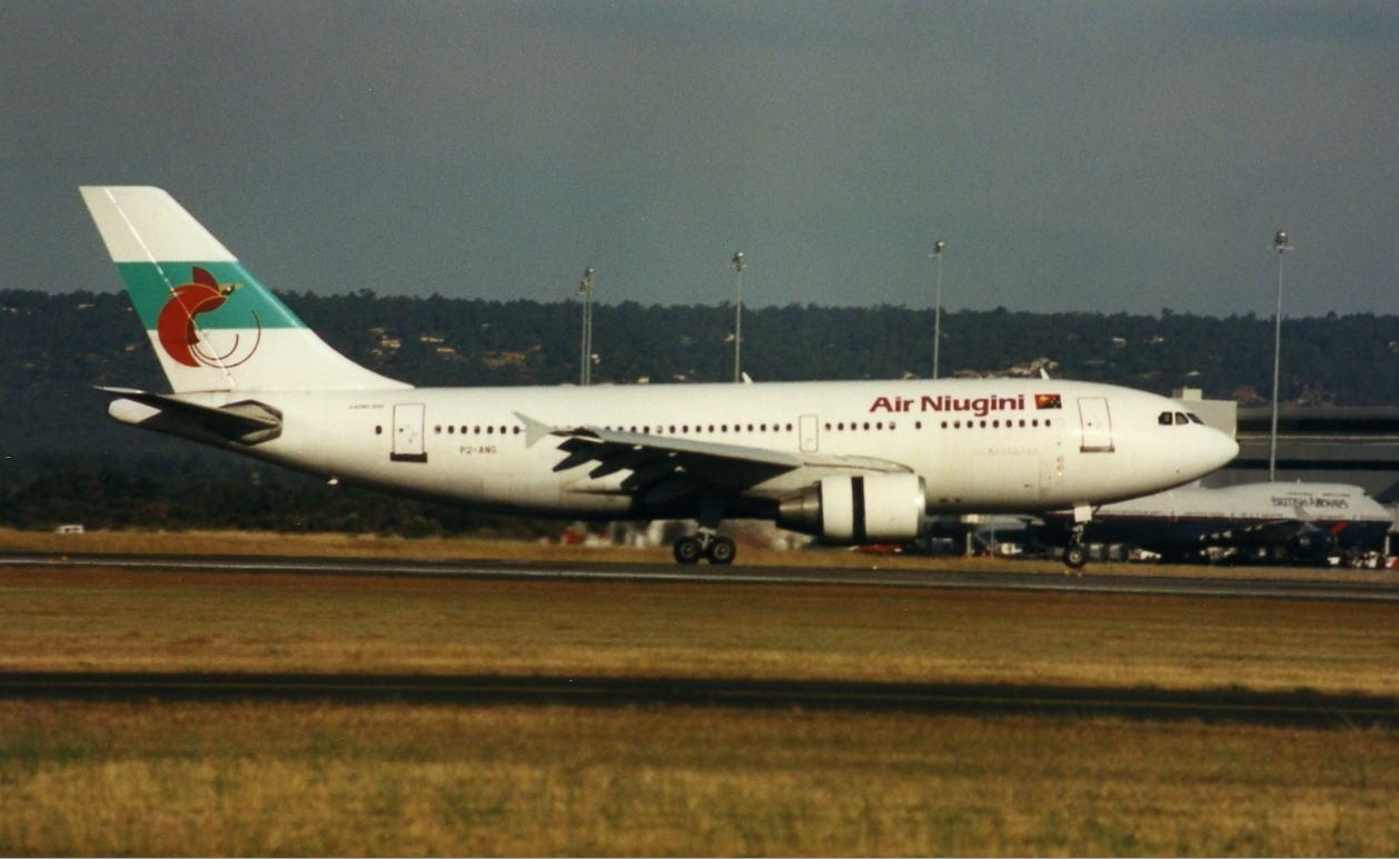 紐幾內亞航空的早年A310客機