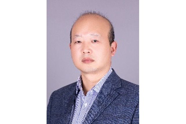靳廣虎