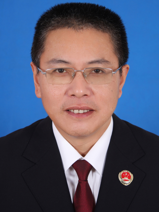 王建剛(四川省成都市大邑縣人民檢察院檢察委員會專職委員、員額檢察官) 王建剛(四川省成都市大邑縣人民檢察院檢察委員會專職委員、員額檢察官)
