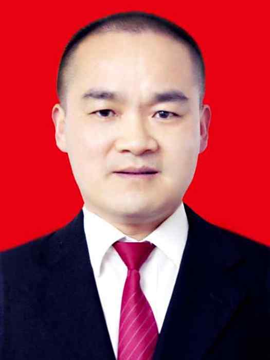 李勇(湖南省常德市石門縣全域旅遊發展中心主任、支部書記)