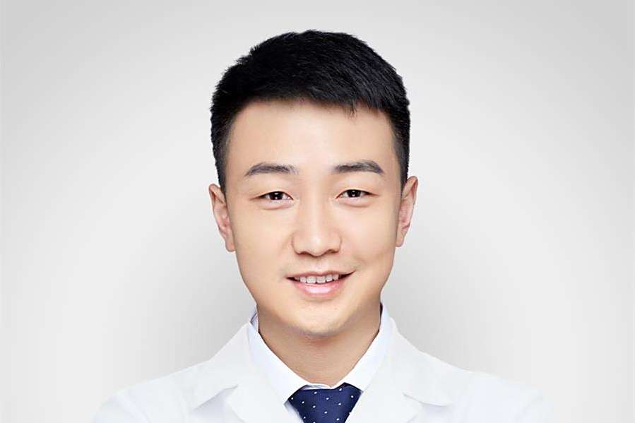 王忠權(美度(北京)醫療美容診所整形外科院長) 王忠權(美度(北京)醫療美容診所整形外科院長)