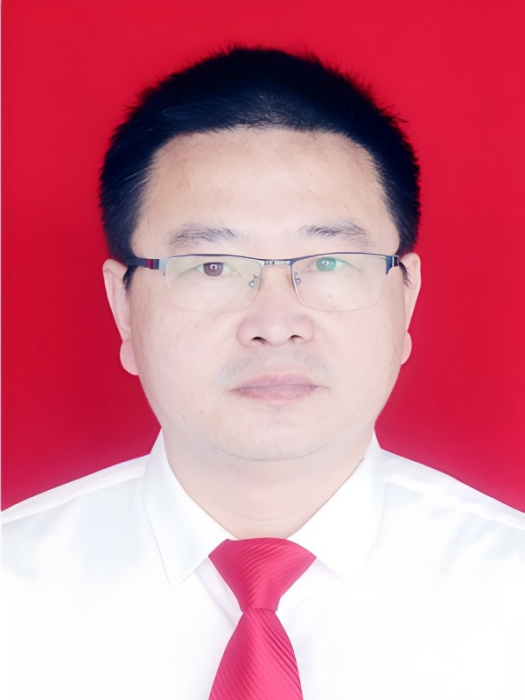 曾春華(江西省贛州市于都縣黃麟鄉黨委委員、紀委書記) 曾春華(江西省贛州市于都縣黃麟鄉黨委委員、紀委書記)
