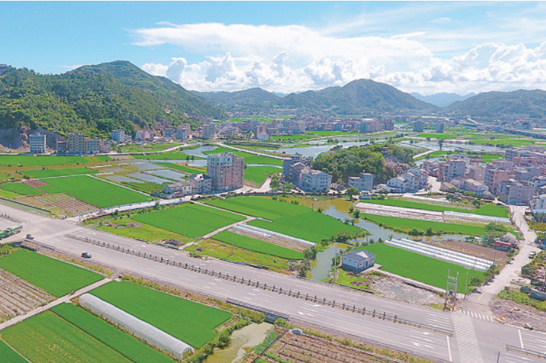 東港村(浙江省溫州市樂清市南塘鎮下轄村) 東港村(浙江省溫州市樂清市南塘鎮下轄村)