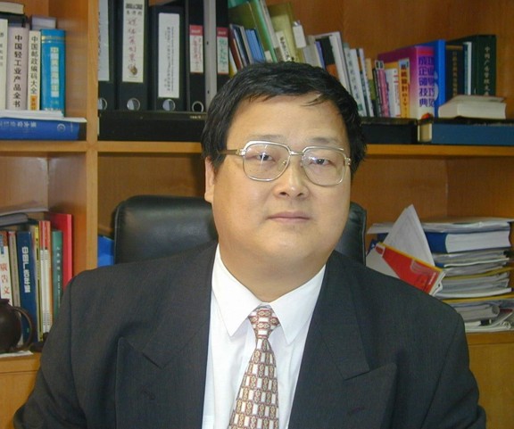 劉國基(中國人民大學新聞與傳播學院傳播學博士)