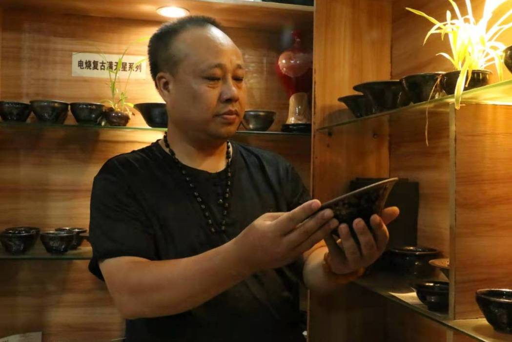 揭繼榮 揭繼榮
