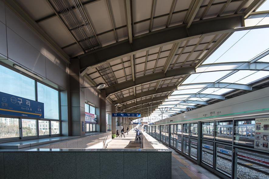 九里站(韓國京畿道九里市境內鐵路車站) 九里站(韓國京畿道九里市境內鐵路車站)