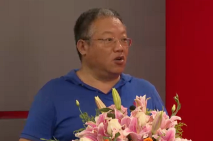 何公明 何公明