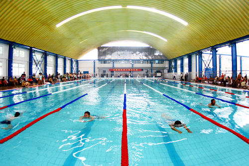 改造的游泳館