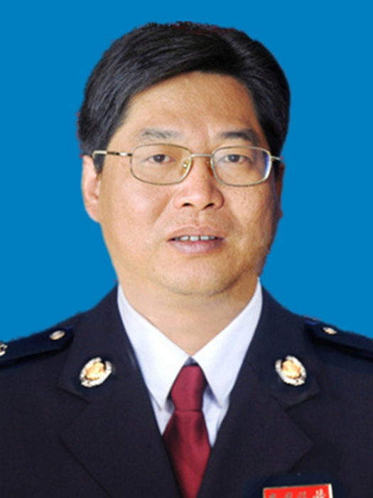 李啟兵(國家稅務總局鹹寧市稅務局黨委委員、副局長) 李啟兵(國家稅務總局鹹寧市稅務局黨委委員、副局長)
