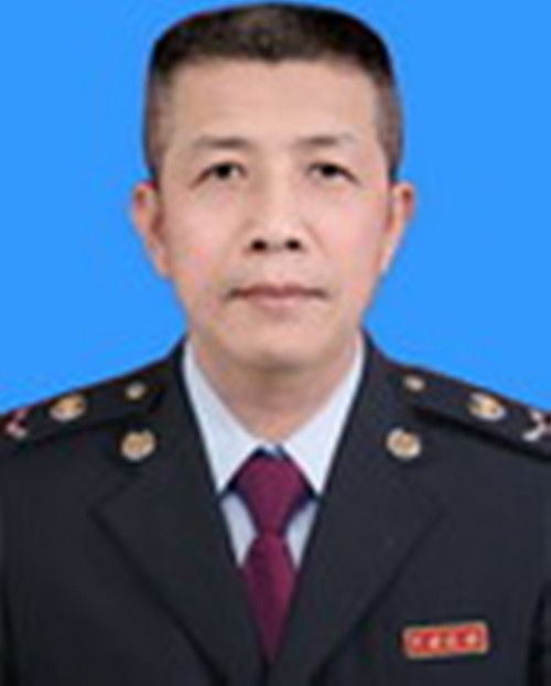 虞偉(國家稅務總局連州市稅務局副局長) 虞偉(國家稅務總局連州市稅務局副局長)