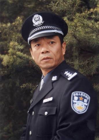 黑洞(2002年管虎執導的電視劇)