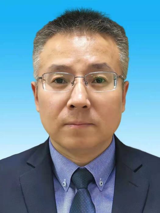 唐立峰(內蒙古自治區財政廳黨組成員、副廳長) 唐立峰(內蒙古自治區財政廳黨組成員、副廳長)