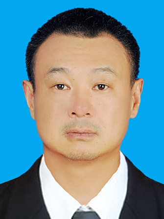 周進文(貴州省貴陽市南明區紀委副書記、四級調研員,四級高級監察官) 周進文(貴州省貴陽市南明區紀委副書記、四級調研員,四級高級監察官)
