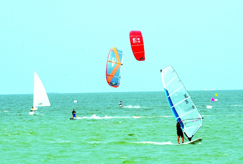 第一屆中國濰坊濱海國際風箏衝浪邀請賽