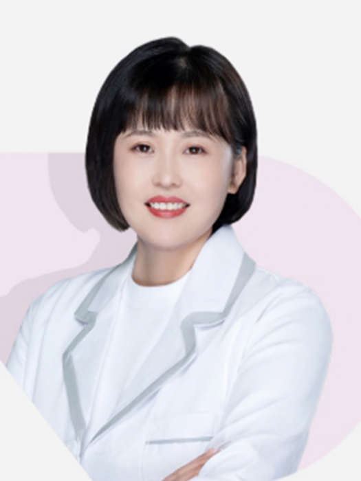 閆慧敏(“五個女博士”創始人之一) 閆慧敏(“五個女博士”創始人之一)