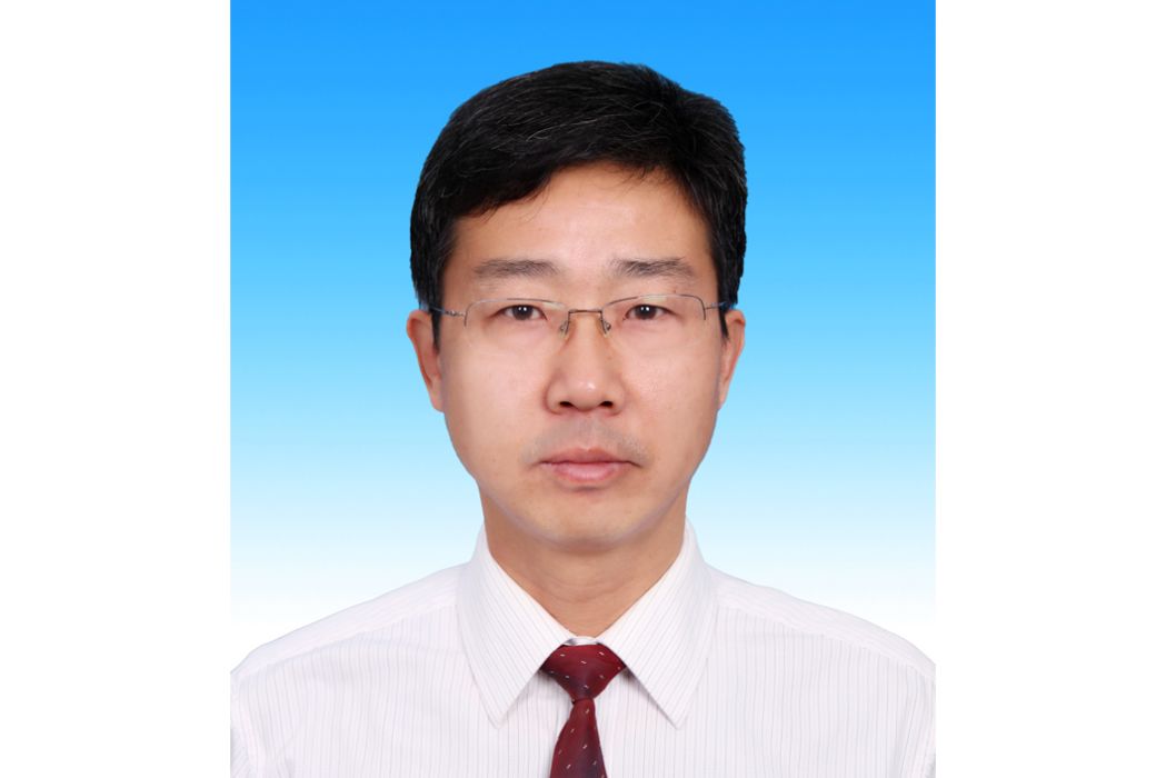 李韜(新疆維吾爾自治區自然資源廳總規劃師、一級調研員) 李韜(新疆維吾爾自治區自然資源廳總規劃師、一級調研員)