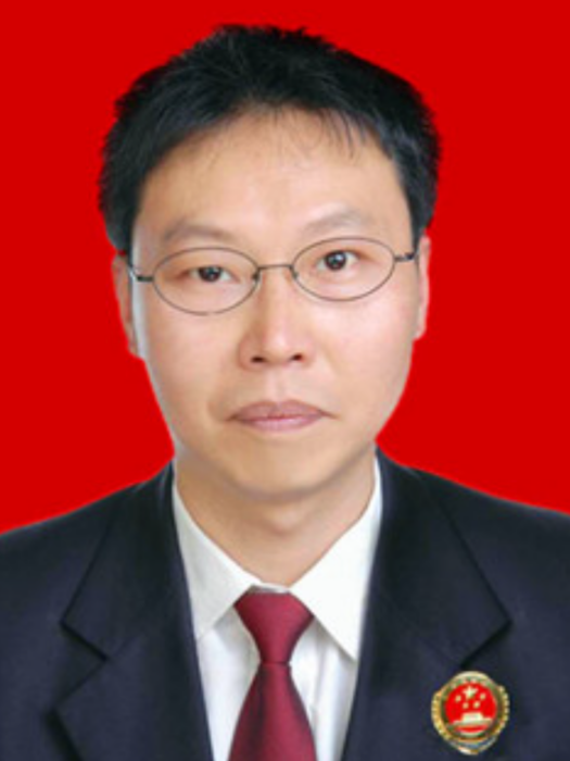 王小軍(陝西省漢中市略陽縣人民檢察院檢察委員會專職委員、一級檢察官) 王小軍(陝西省漢中市略陽縣人民檢察院檢察委員會專職委員、一級檢察官)