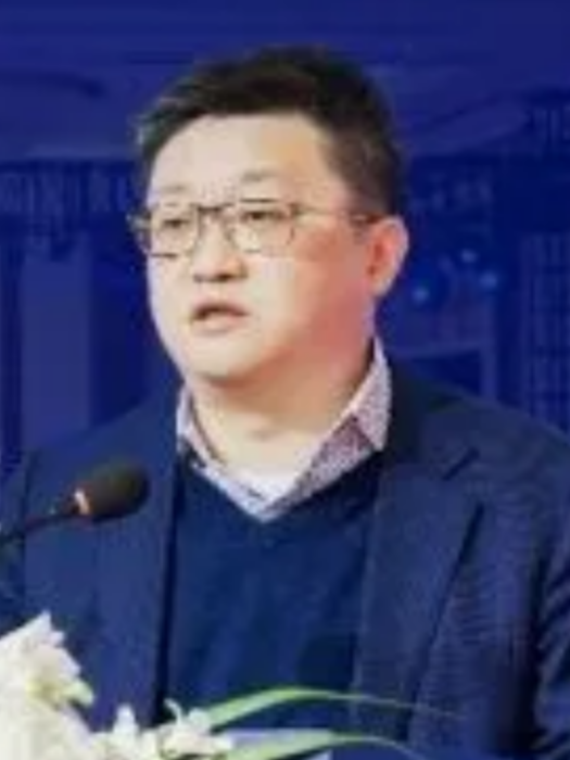曹海倫(上海百聯集團股份有限公司董事、總經理) 曹海倫(上海百聯集團股份有限公司董事、總經理)
