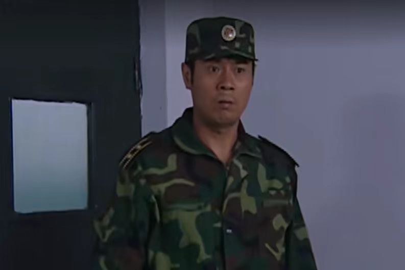 劉大虎(軍旅劇《紅梅花開》中的角色) 劉大虎(軍旅劇《紅梅花開》中的角色)