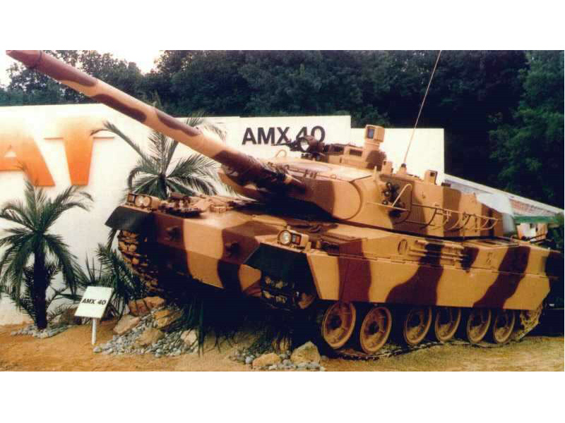AMX-40主戰坦克在國際防務展覽會