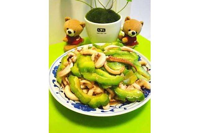 冬瓜炒鮮魷 冬瓜炒鮮魷