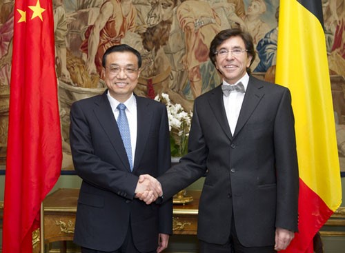 2012年時任國務院副總理李克強與迪呂波會談