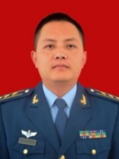 張琦(某部隊上校飛行員) 張琦(某部隊上校飛行員)