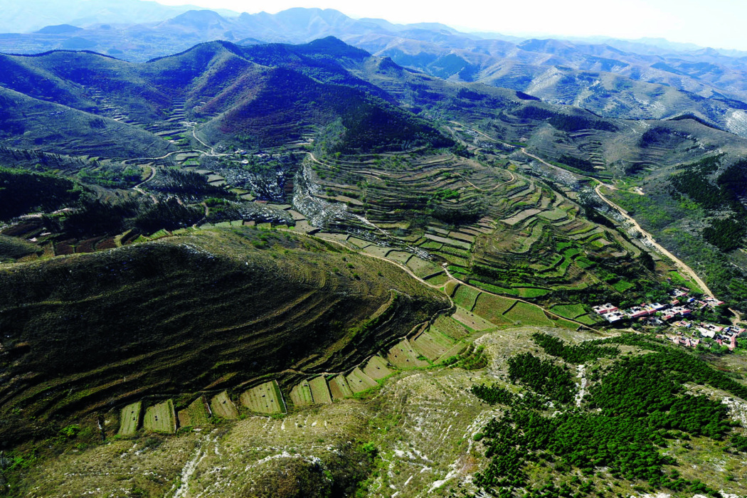 稍金山 稍金山