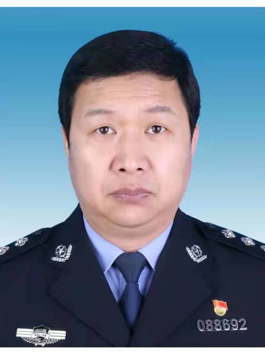 任強(山東省聊城市高唐縣公安局黨委委員、刑警大隊大隊長) 任強(山東省聊城市高唐縣公安局黨委委員、刑警大隊大隊長)