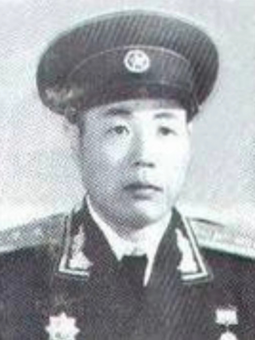 衣瑞倫 衣瑞倫